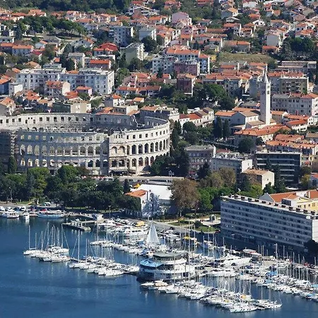 Sofija With Free Parking * Pula